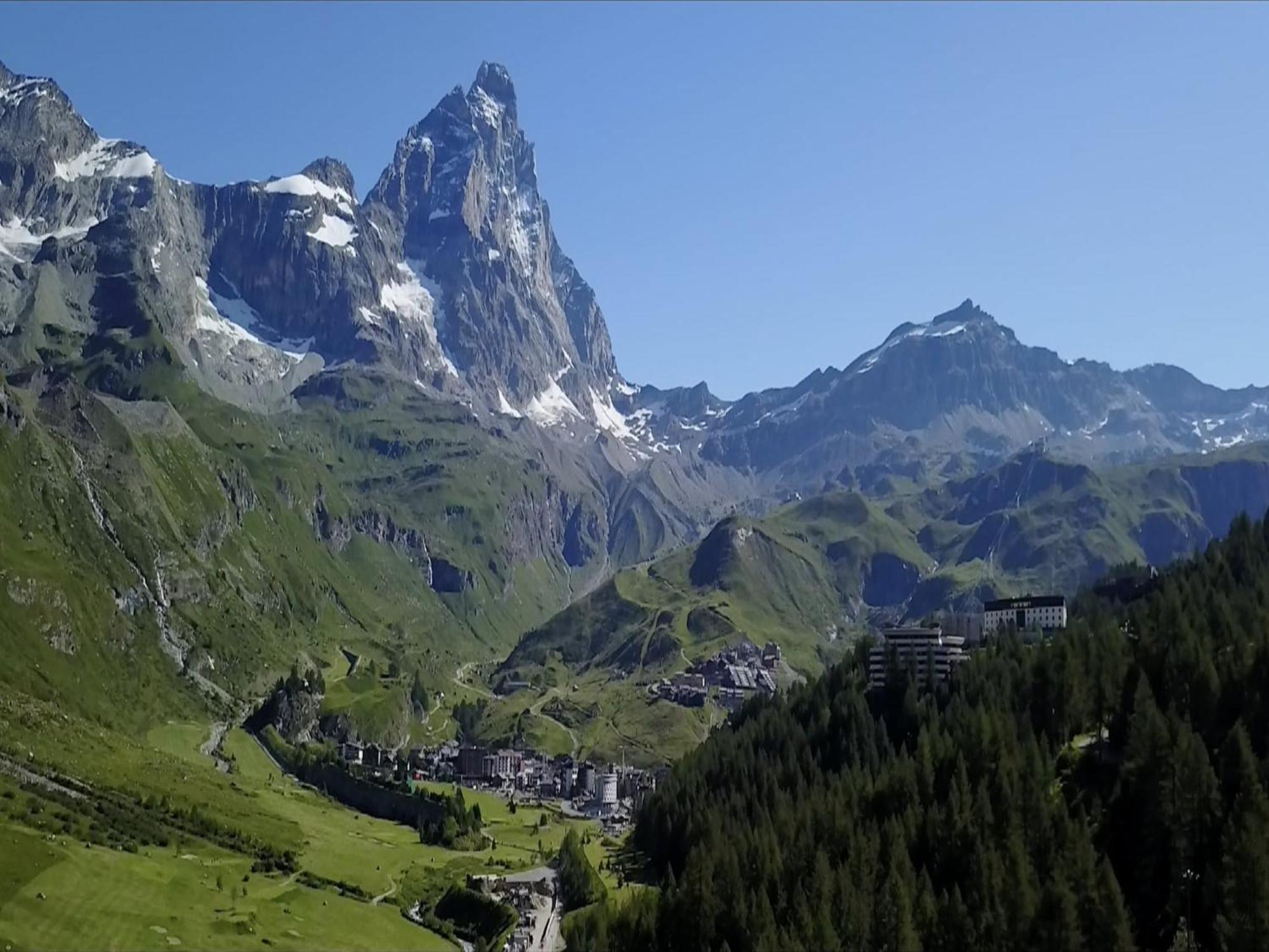 Contemporary Apartment In Breuil Cervinia Near Ski Area Esterno foto