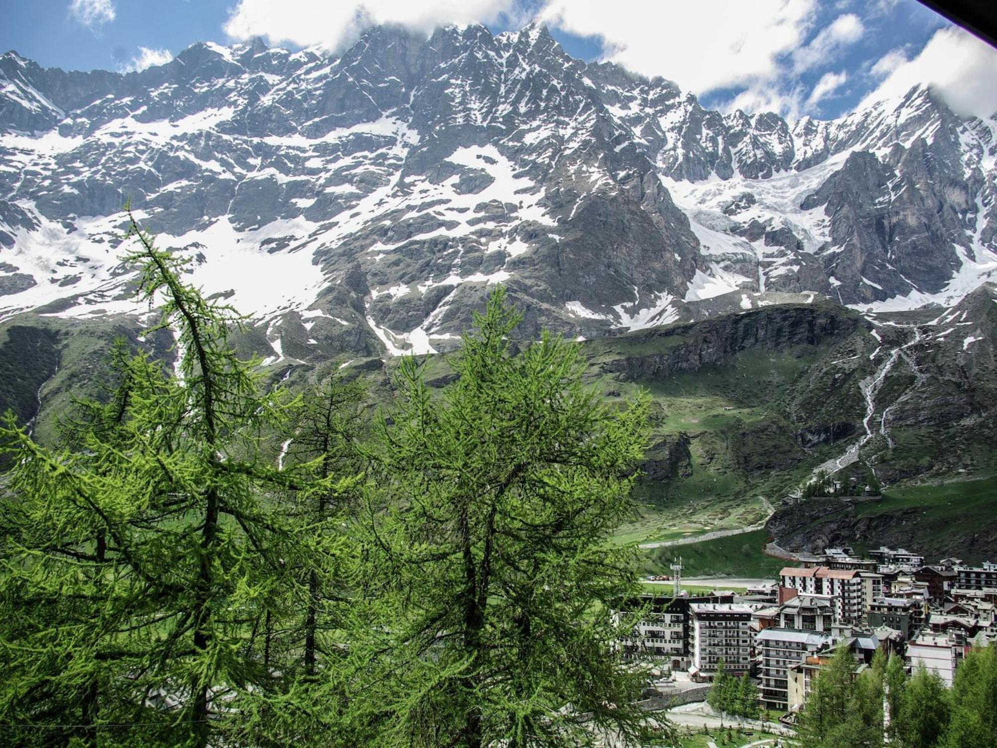Contemporary Apartment In Breuil Cervinia Near Ski Area Esterno foto