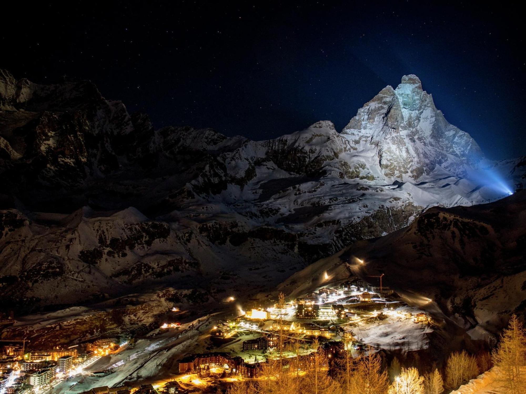 Contemporary Apartment In Breuil Cervinia Near Ski Area Esterno foto