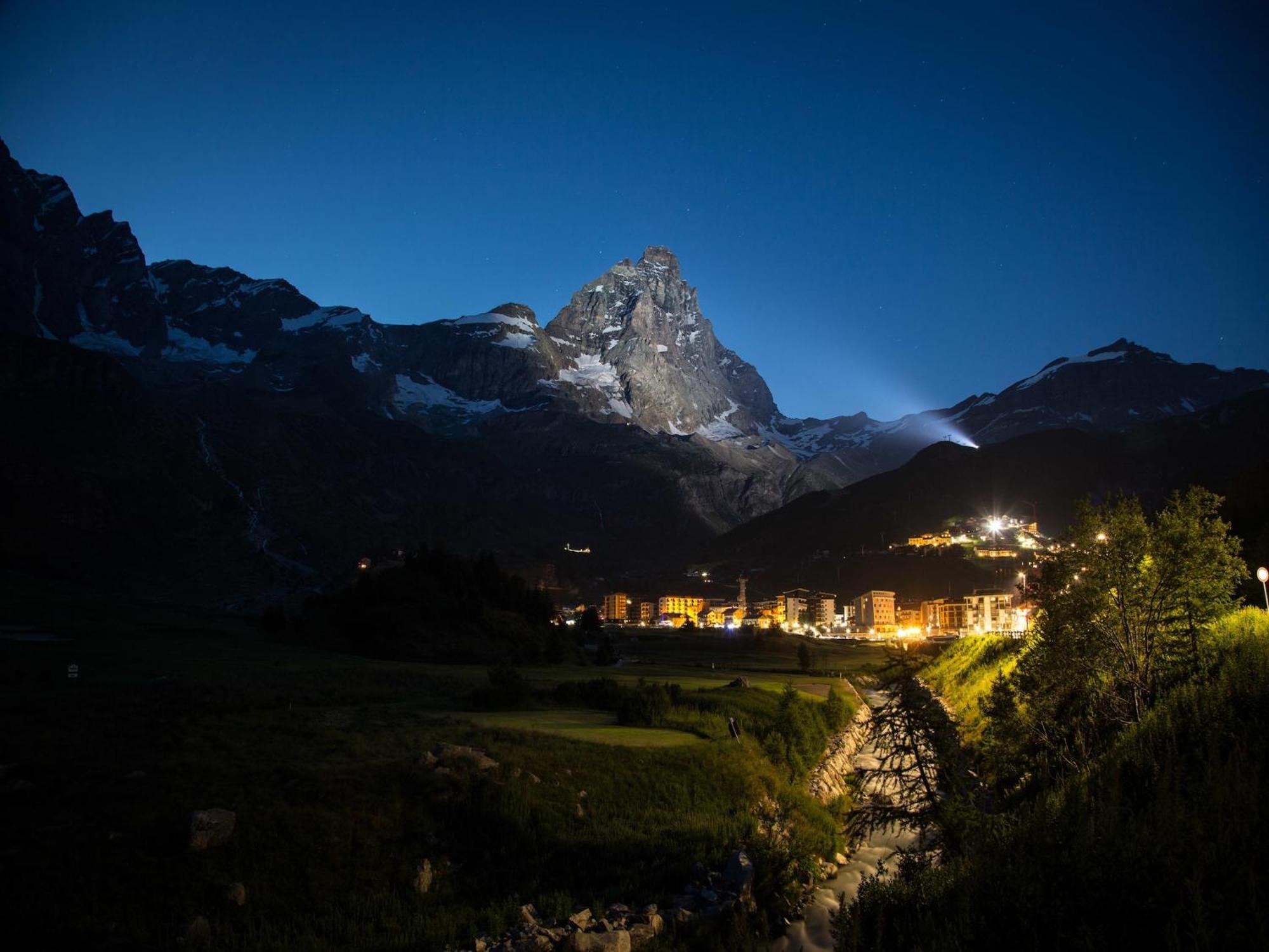 Contemporary Apartment In Breuil Cervinia Near Ski Area Esterno foto